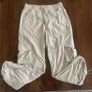 Lululemon dance studio cargo size medium